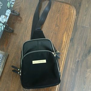 Petunia pickle bottom criss cross sling bag